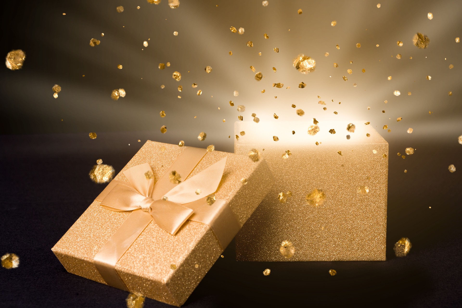 golden box light gold glitter particel